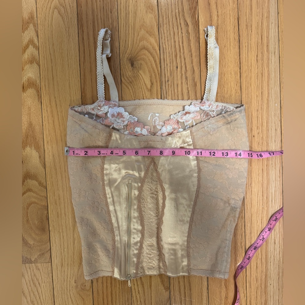 VINTAGE Pink Floral Lace Corset - Picture 4 of 5